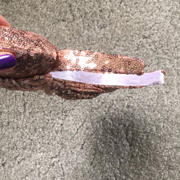 Rose Gold Minnie Ears - Picture 5 of 5